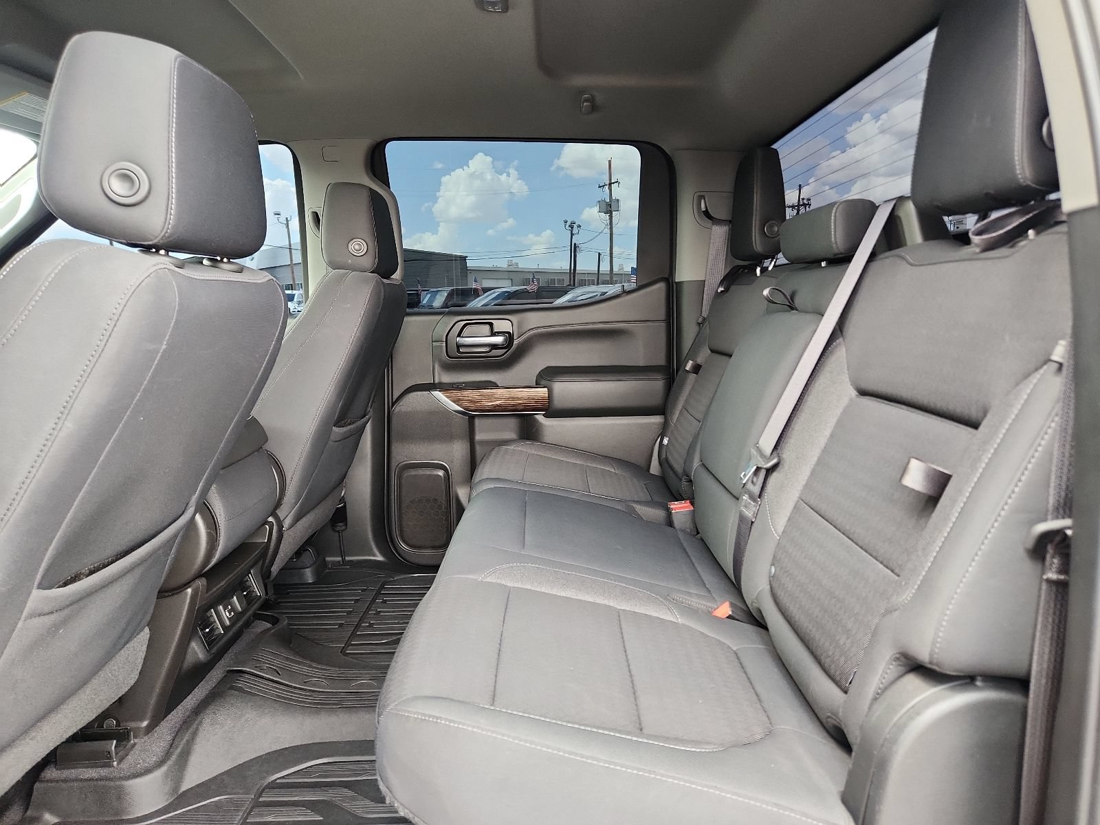 Used 2020 GMC Sierra 1500 Elevation w/ Elevation Value Package RWD image 8