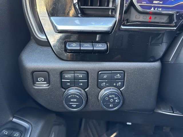 Used 2022 Chevrolet Silverado 1500 LTZ w/ LTZ Premium Package image 19