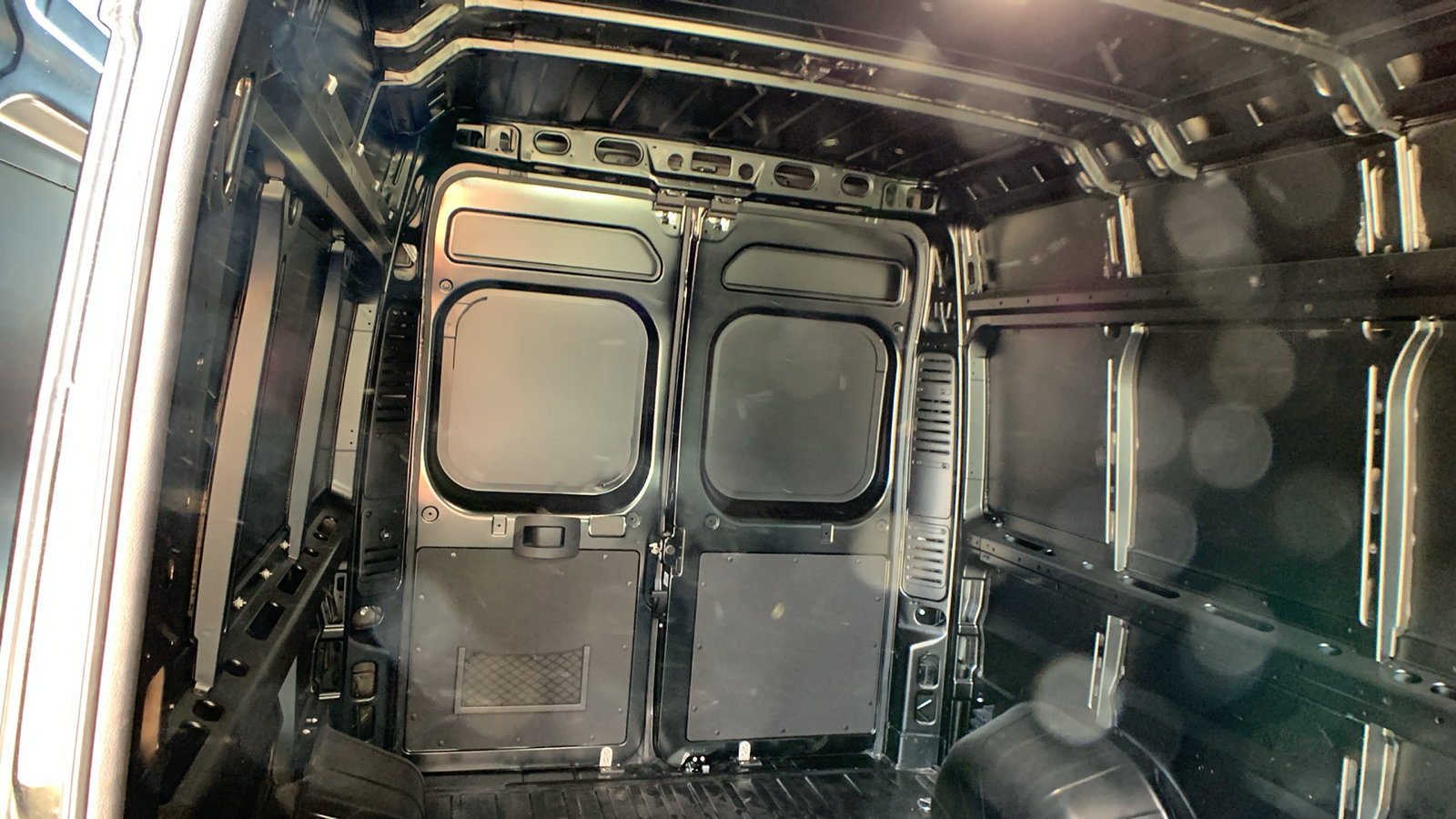 New 2026 RAM ProMaster 2500 w/ Premium Convenience Group FWD image 29