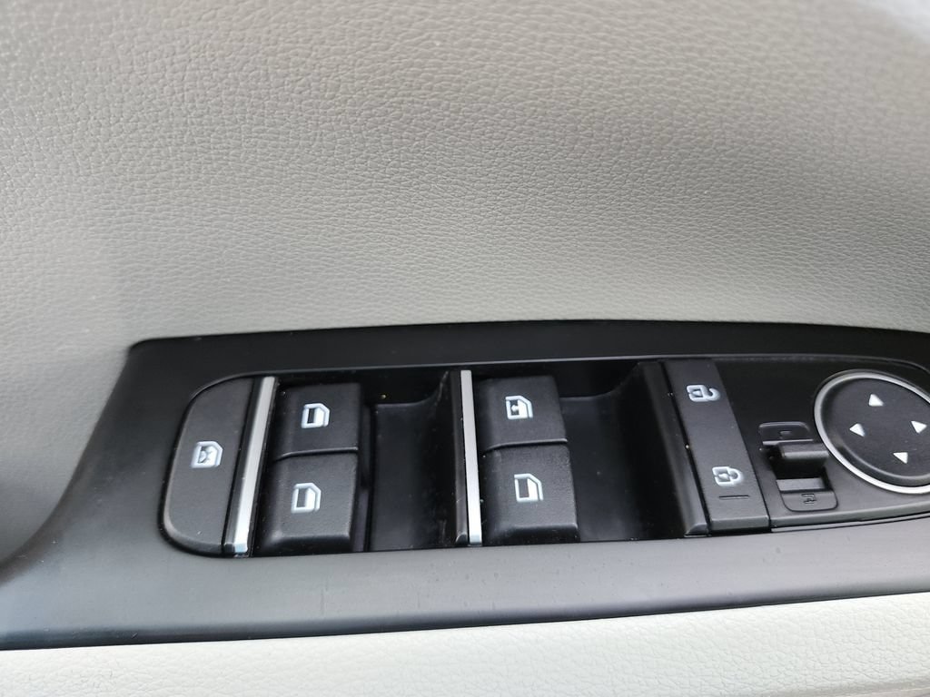 Certified 2021 Kia Soul LX FWD image 17