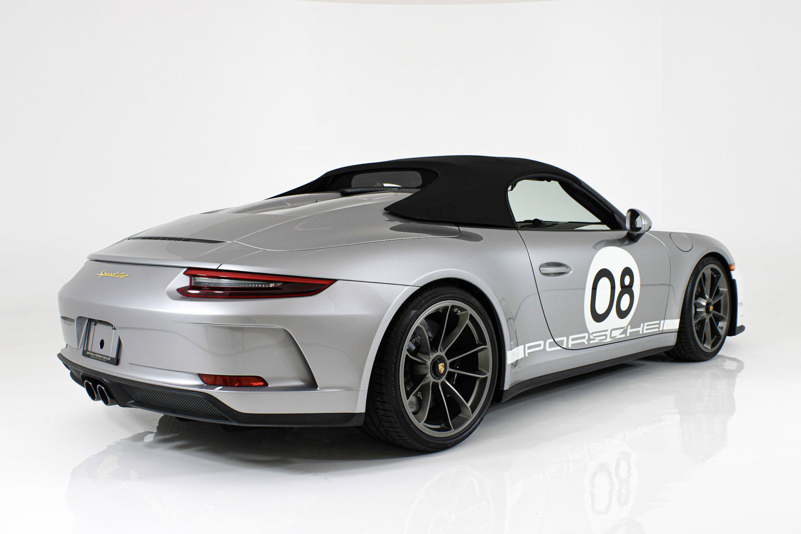 Used 2019 Porsche 911 Speedster RWD image 11