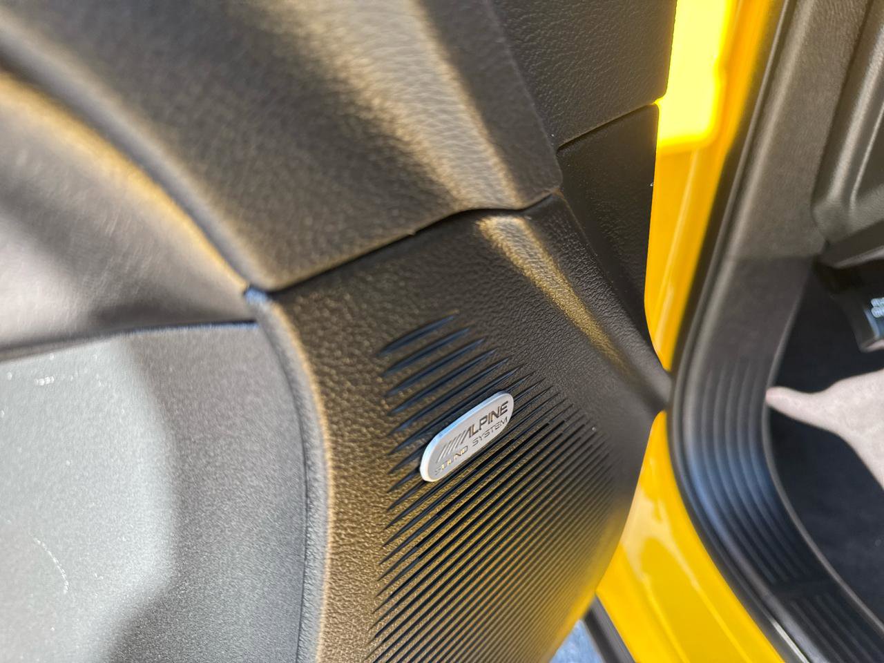 Used 2018 Dodge Challenger R/T Plus image 28