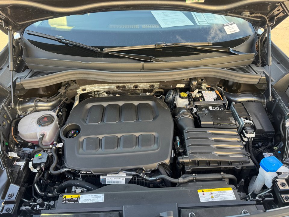 Used 2025 Volkswagen Tiguan S w/ 18" Wheel Package image 20