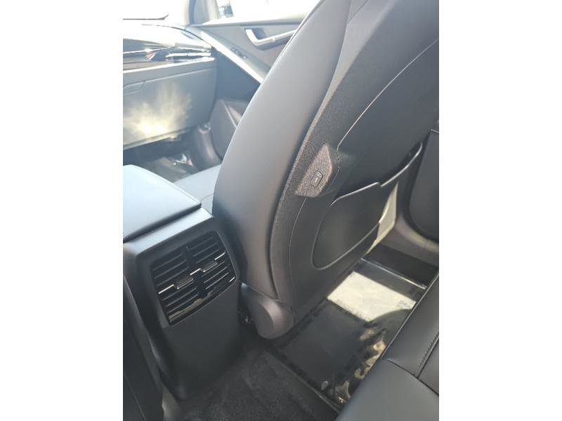 New 2025 Kia Niro EX Touring image 22