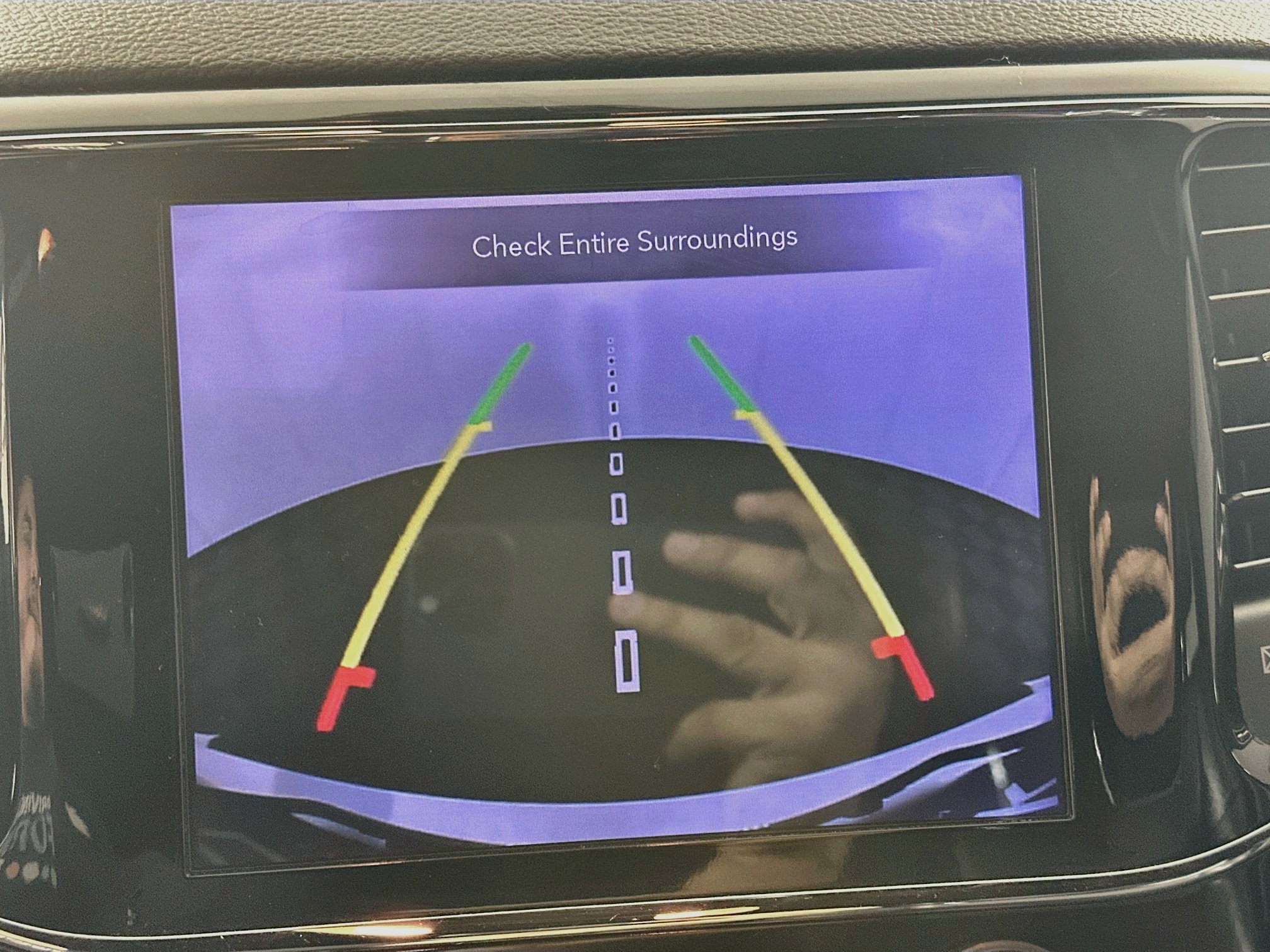 Used 2019 Jeep Grand Cherokee Altitude RWD image 23