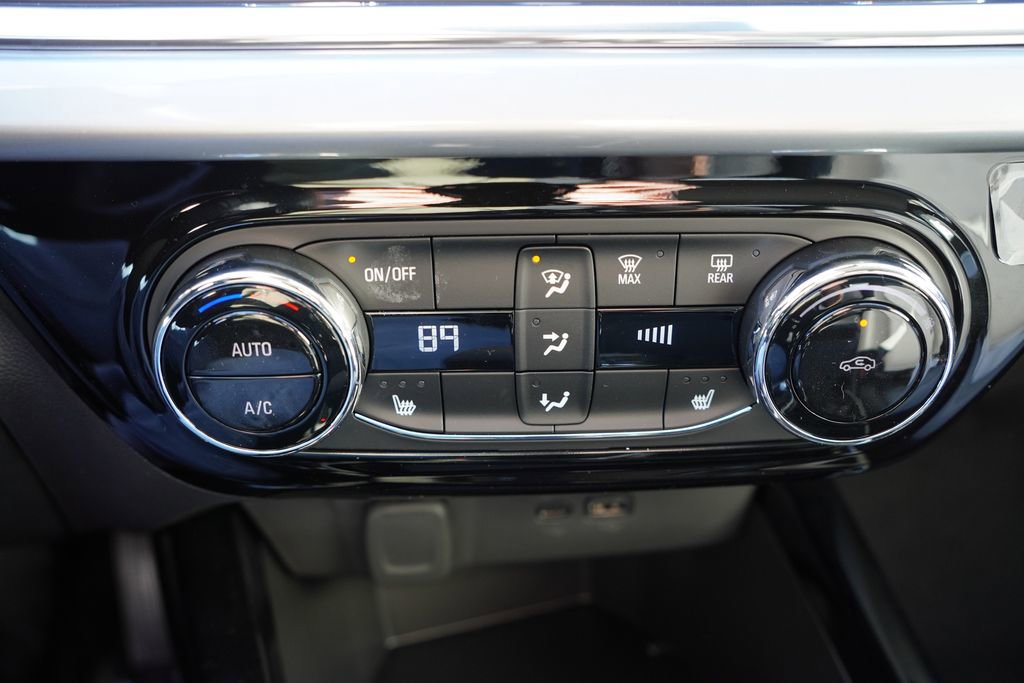 New 2026 Chevrolet Trax LT w/ Driver Confidence Package image 14