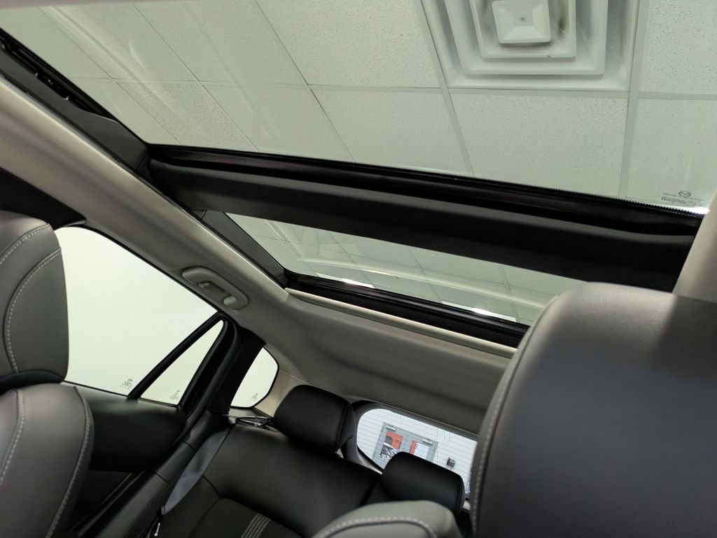 Certified 2025 MAZDA CX-50 AWD 2.5 S w/ Premium Package image 23