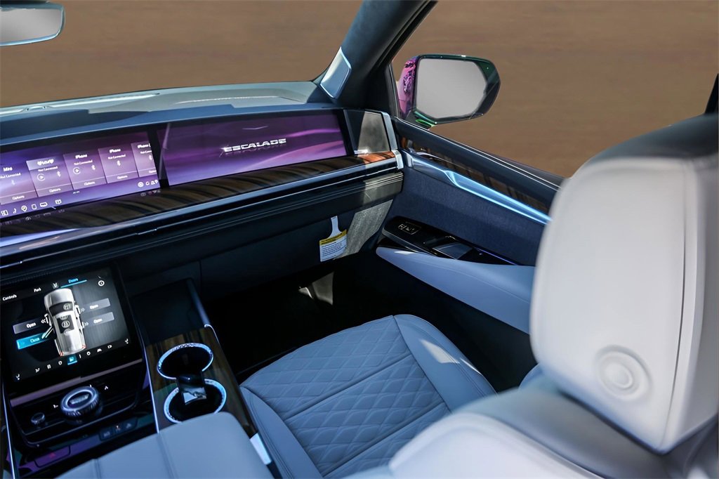 Certified 2025 Cadillac Escalade Sport Platinum w/ LPO, ONYX Package image 29