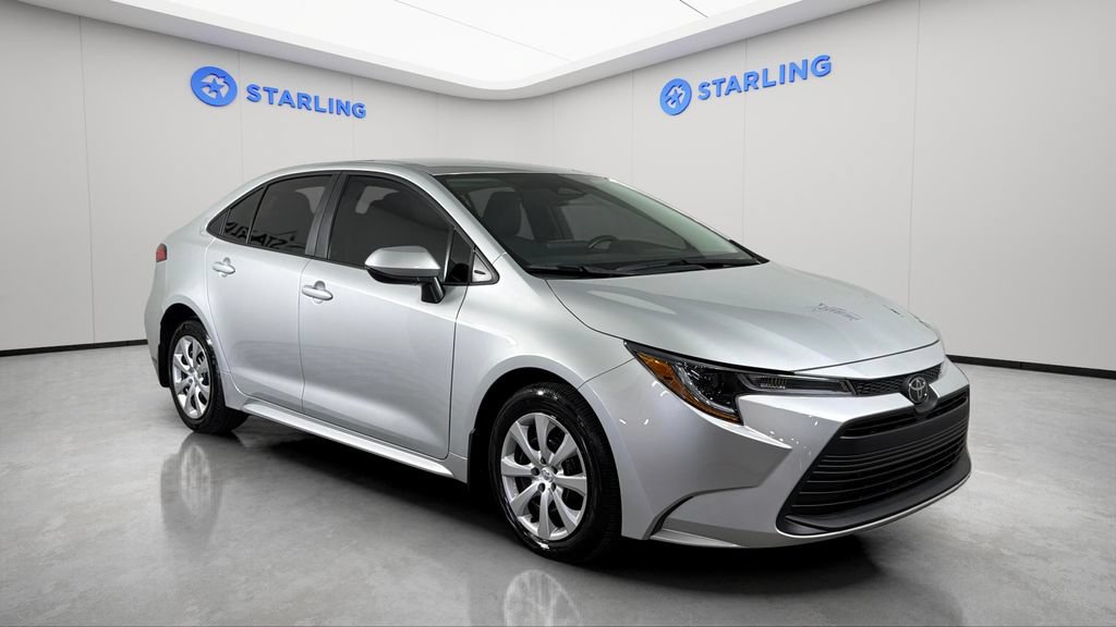 Used 2026 Toyota Corolla LE FWD image 13