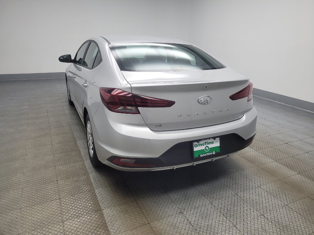 Used 2019 Hyundai Elantra SE w/ Cargo Package FWD image 5