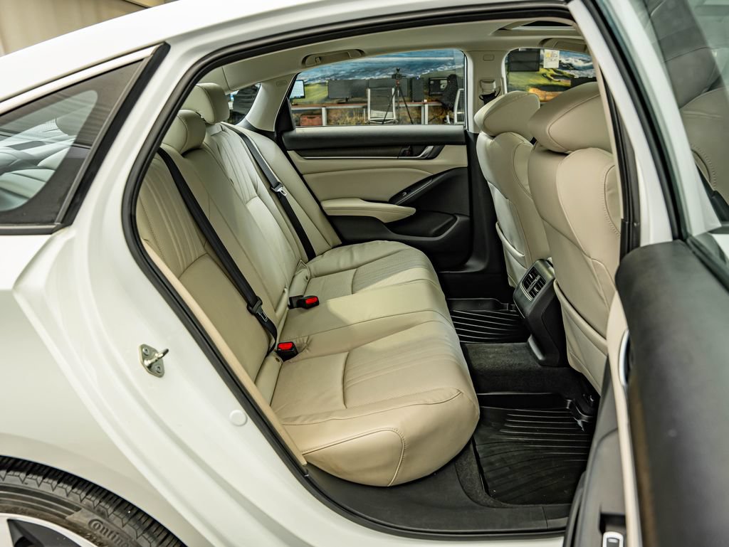 Used 2018 Honda Accord EX-L image 40