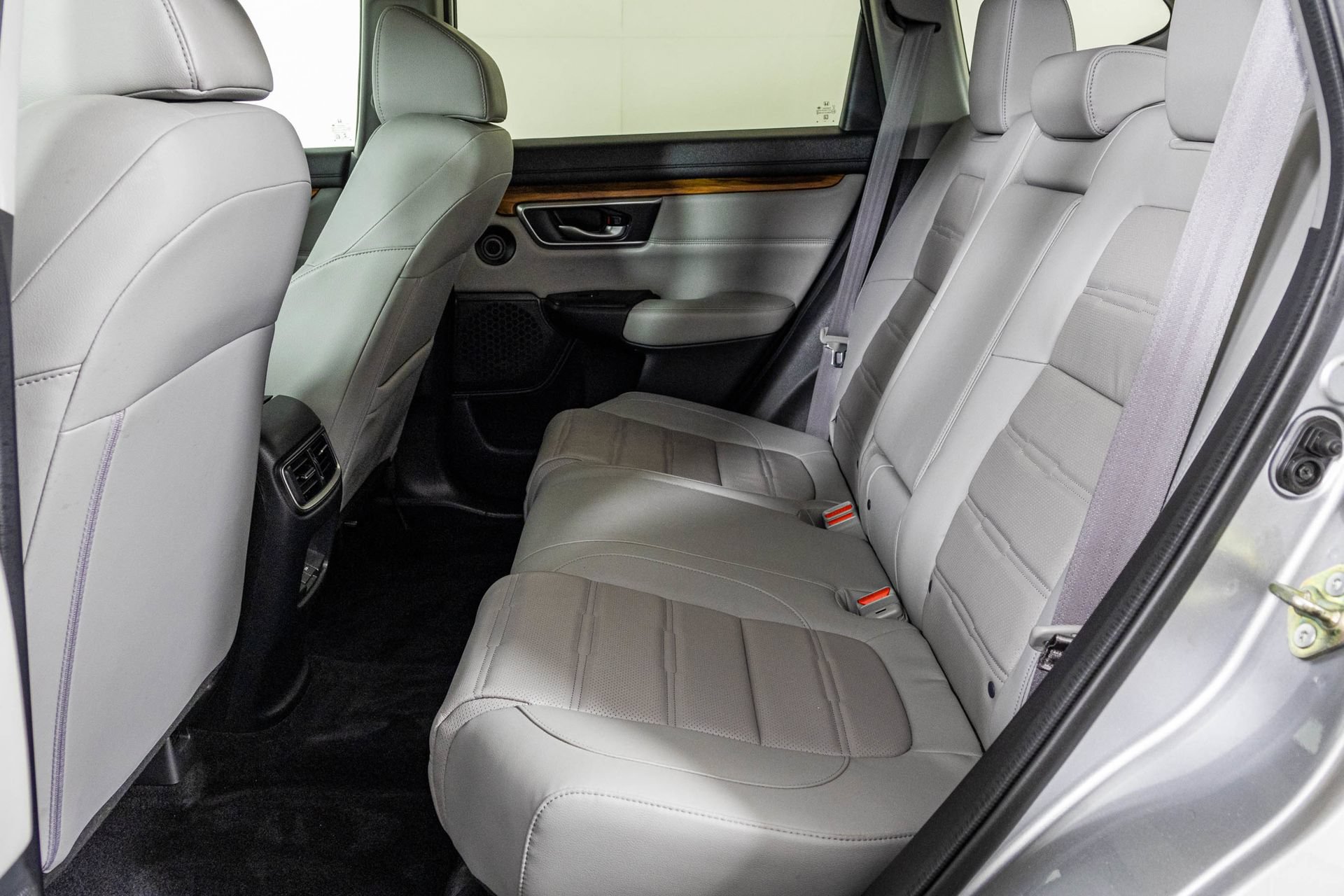 Used 2020 Honda CR-V Touring image 42