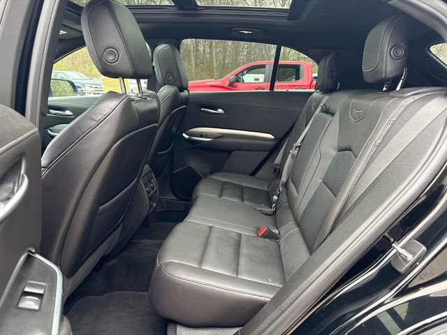 Used 2022 Cadillac XT4 Premium Luxury w/ Safety Alert Package AWD/4WD image 15