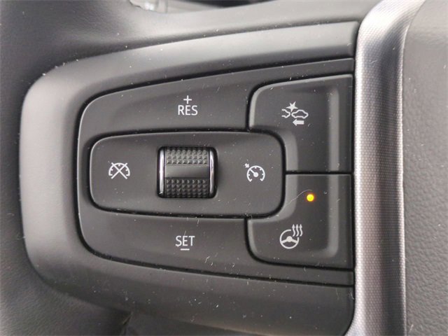 Used 2024 GMC Yukon SLT w/ SLT Luxury Package image 25