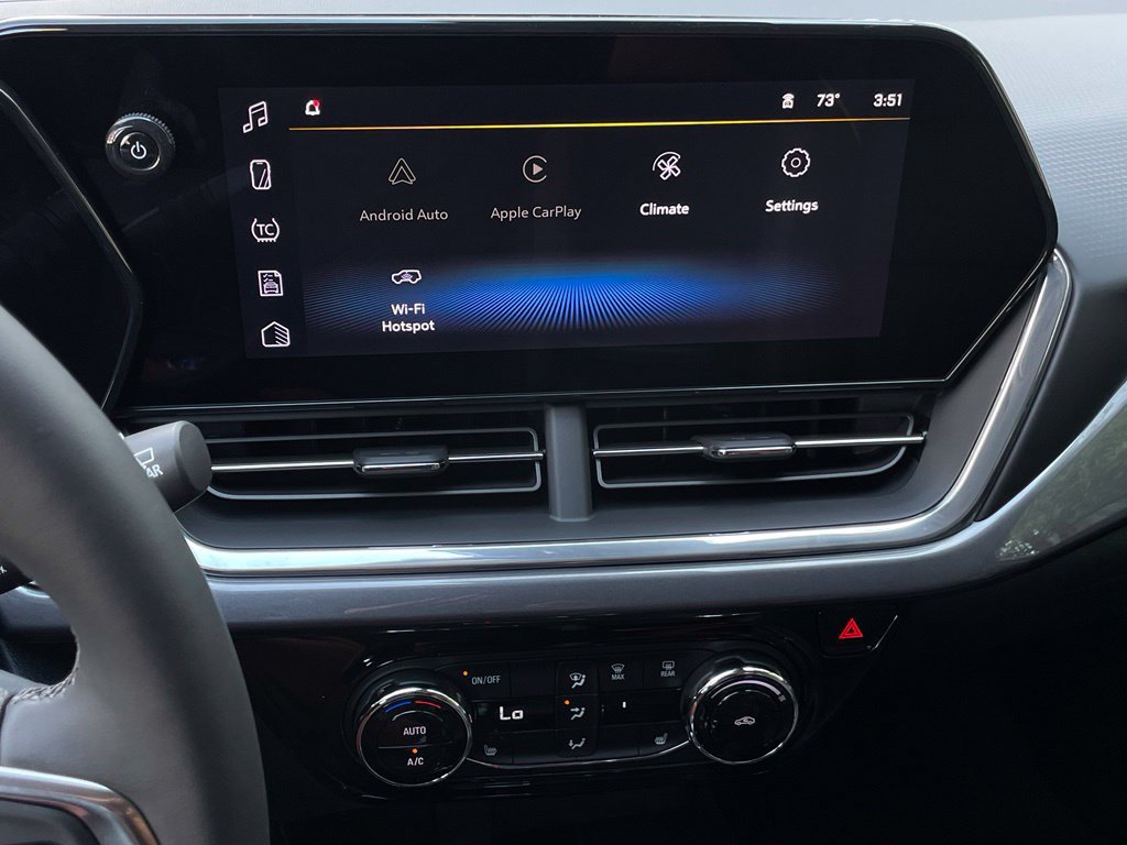 New 2026 Chevrolet Trax ACTIV w/ Driver Confidence Package FWD image 17