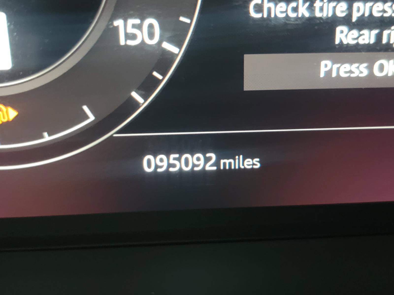 Used 2019 Land Rover Range Rover Sport HST image 36