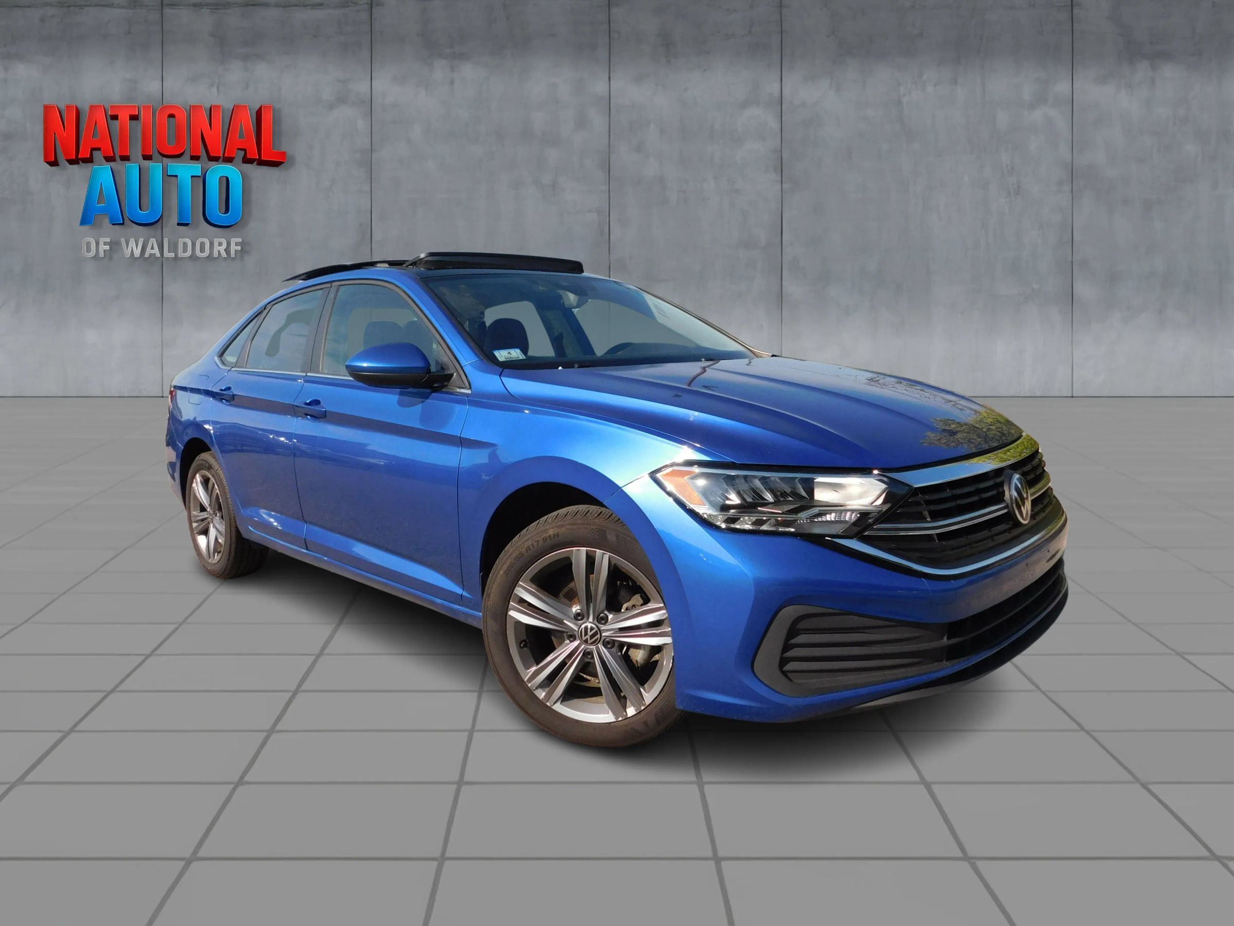Used 2024 Volkswagen Jetta SE FWD image 1