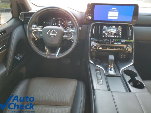 Used 2025 Lexus LX 700h Overtrail w/ Accessory Package (Z1) AWD/4WD image 19