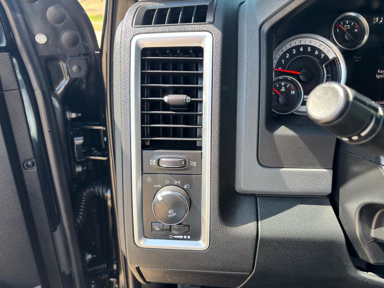 Used 2016 RAM 1500 Big Horn image 15