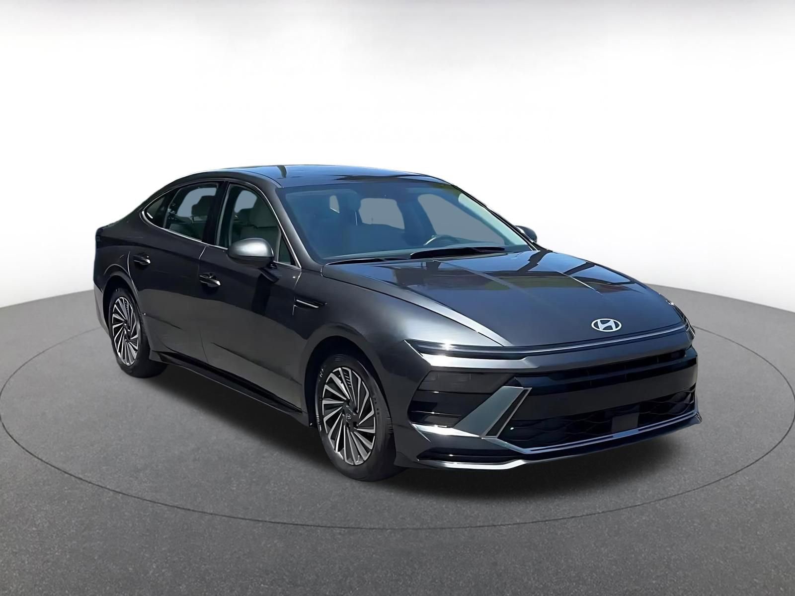 Used 2025 Hyundai Sonata SEL FWD image 3