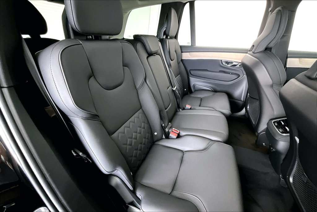 New 2026 Volvo XC90 B5 Core AWD/4WD image 8
