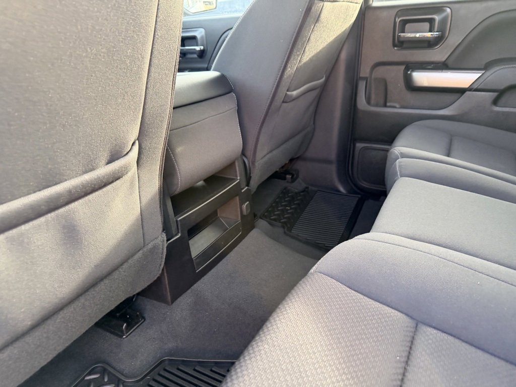 Used 2018 Chevrolet Silverado 1500 LT w/ All Star Edition image 33