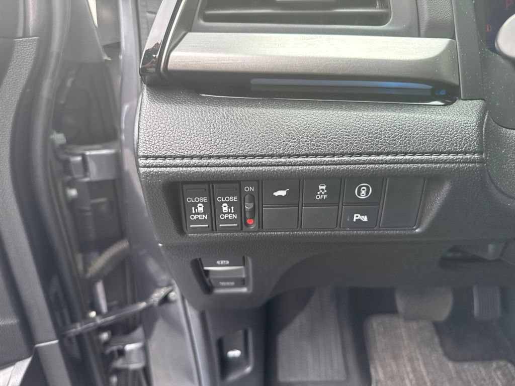 Certified 2024 Honda Odyssey Touring image 18