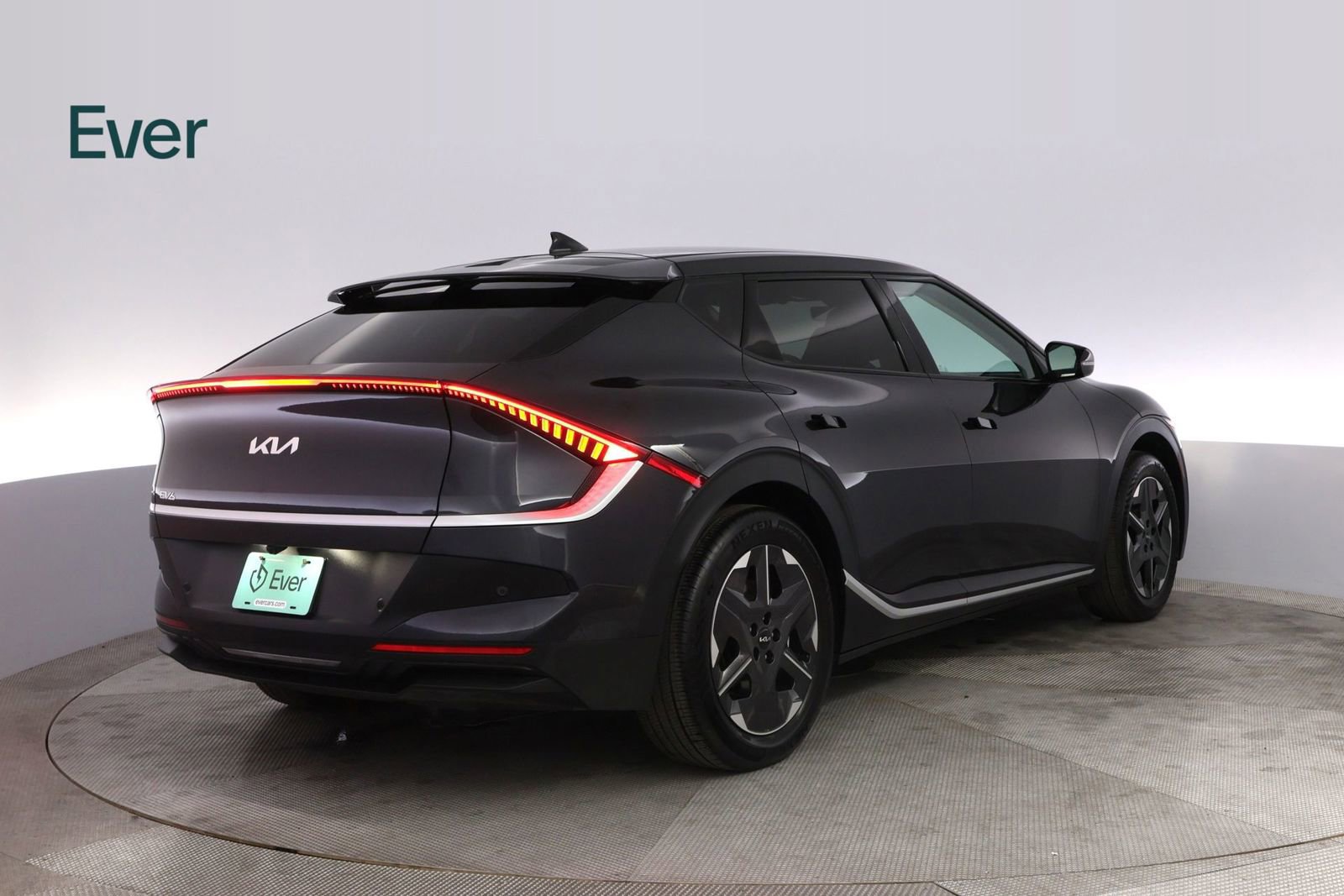 Used 2025 Kia EV6 Light image 3