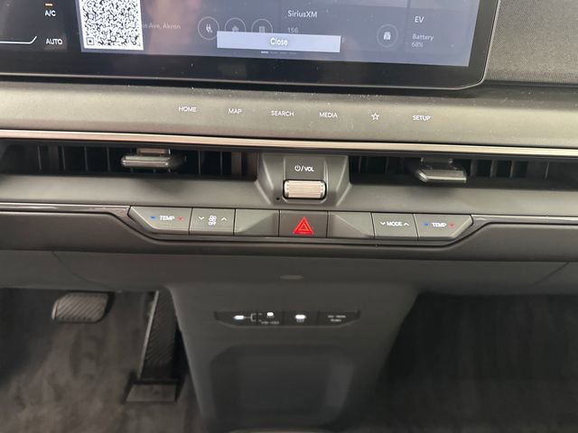 Used 2024 Kia EV9 Wind AWD/4WD image 23