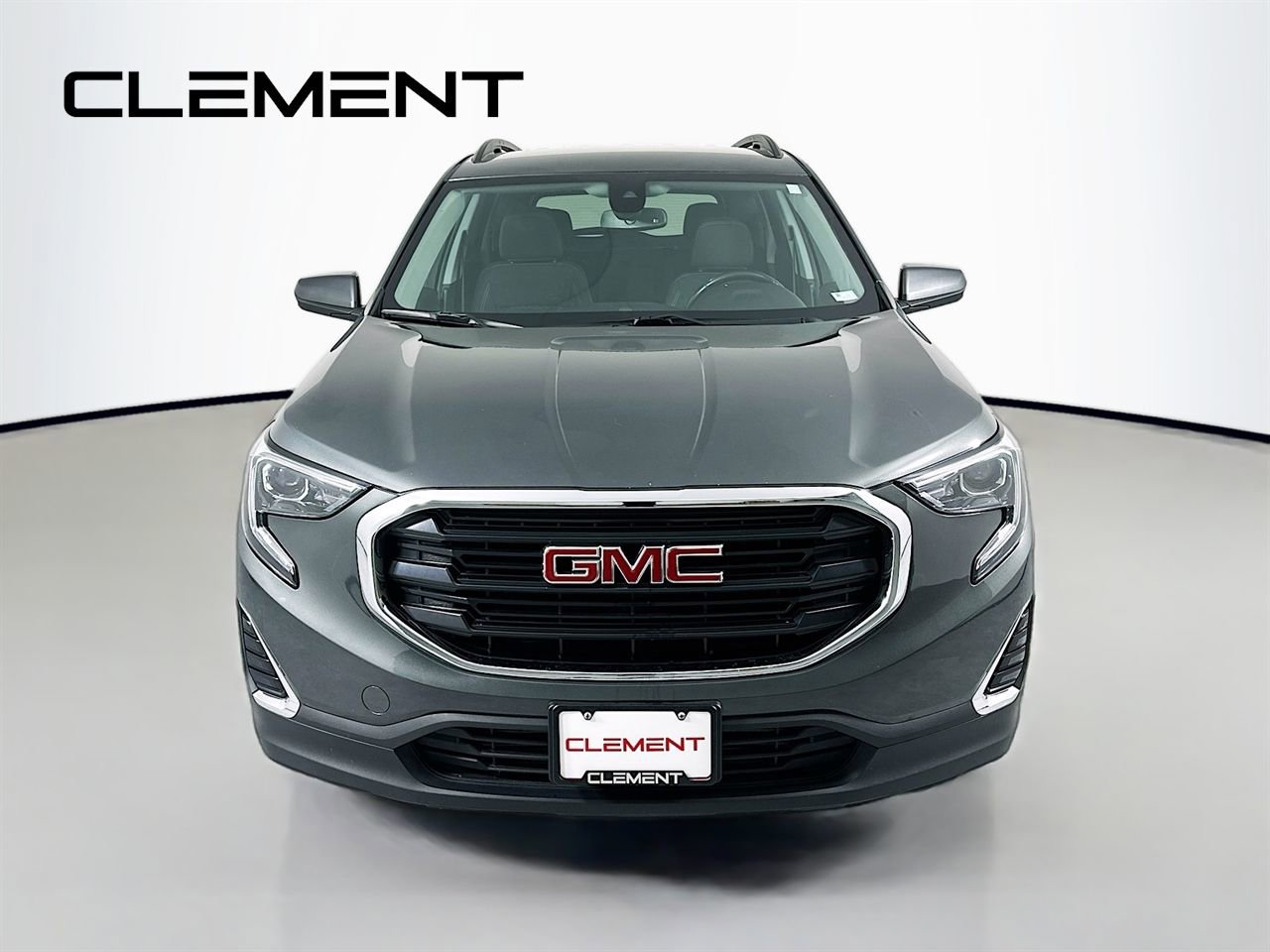 Used 2021 GMC Terrain SLE w/ Driver Convenience Package image 3