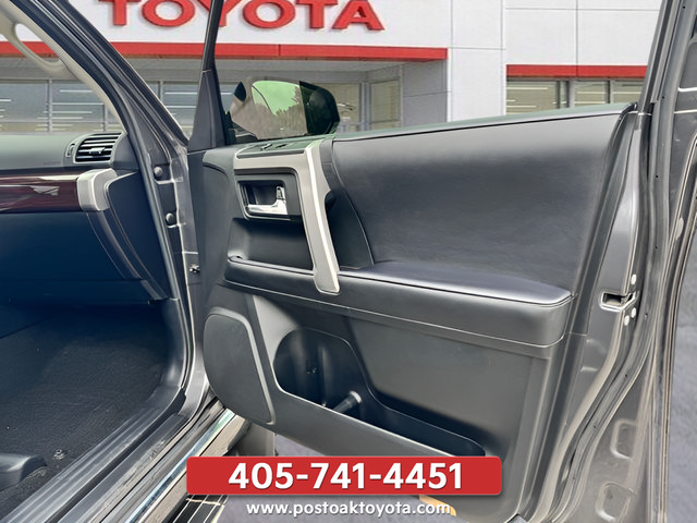 Used 2021 Toyota 4Runner Limited AWD/4WD image 28