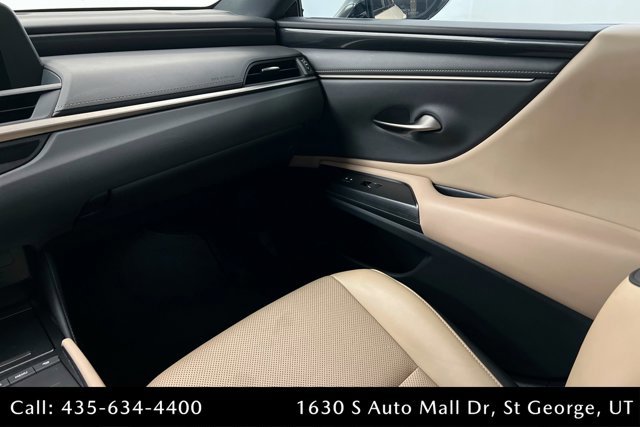 Used 2021 Lexus ES 300h w/ Accessory Package 2 image 10