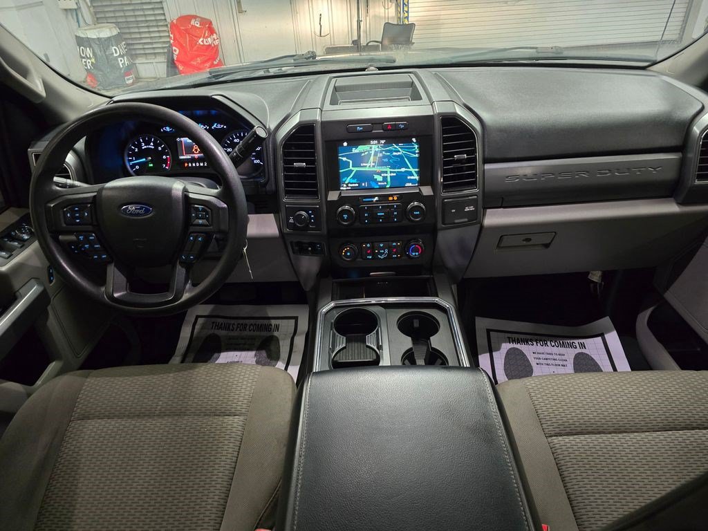 Used 2019 Ford F250 XLT w/ XLT Premium Package AWD/4WD image 42