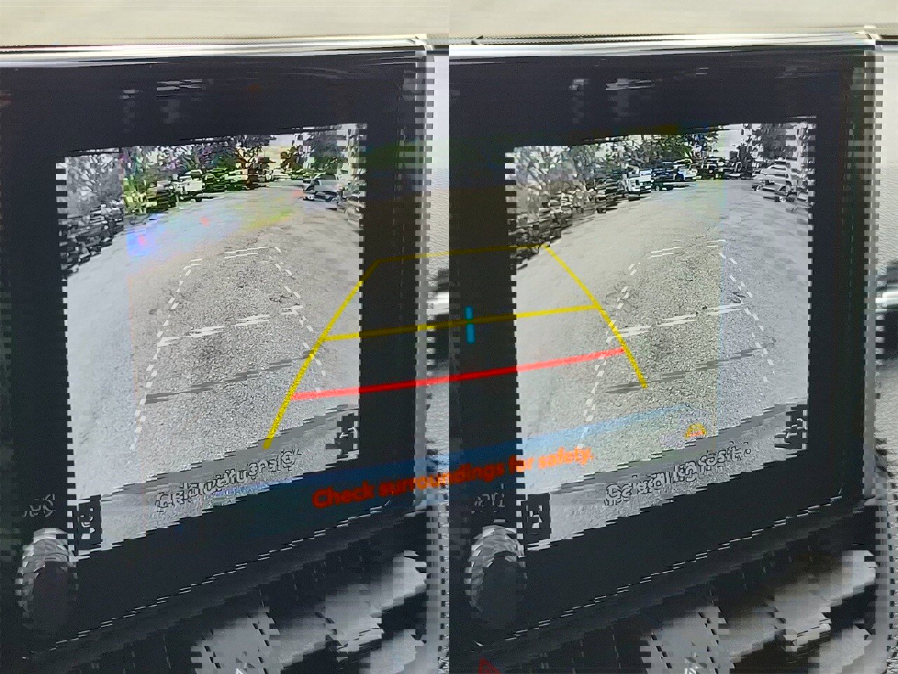 Used 2025 Toyota RAV4 XLE image 27