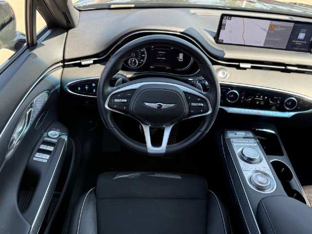 Used 2025 Genesis GV70 3.5T Sport AWD/4WD image 27