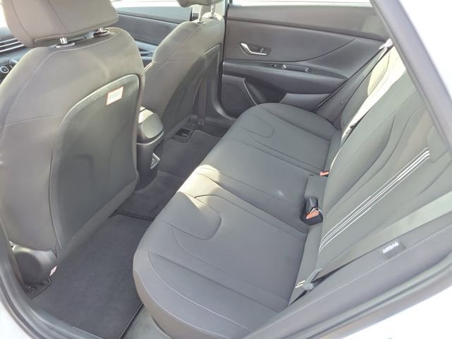 Certified 2025 Hyundai Elantra Blue image 20