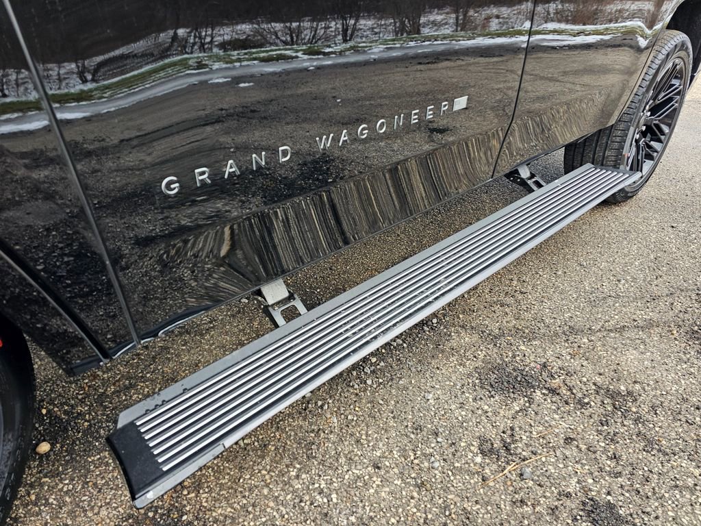 New 2026 Jeep Grand Wagoneer Limited image 9