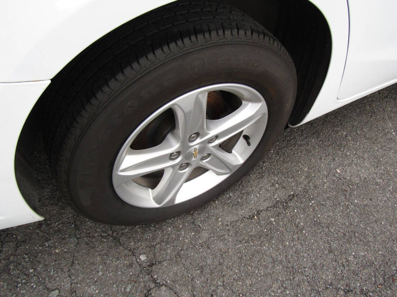Used 2022 Chevrolet Malibu LS w/ LPO, Floor Liner Package FWD image 28