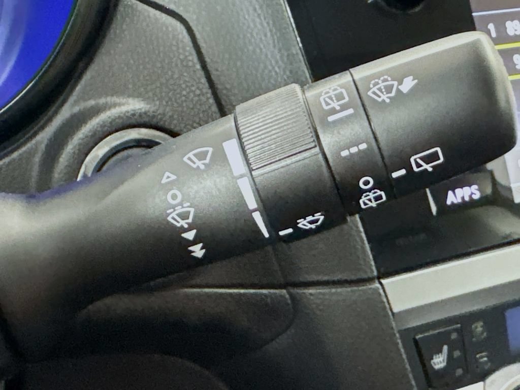 Used 2016 Subaru Outback 3.6R Limited AWD/4WD image 13