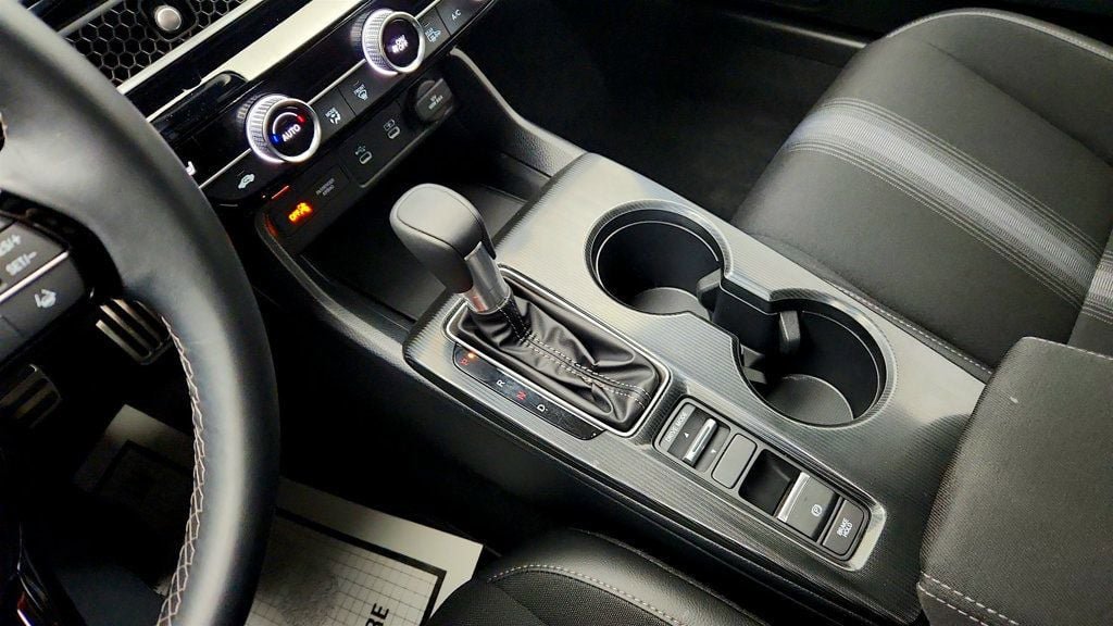 Used 2025 Honda Civic Sport Touring image 18
