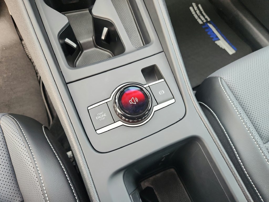 Certified 2026 Volkswagen Tiguan SE AWD/4WD image 14