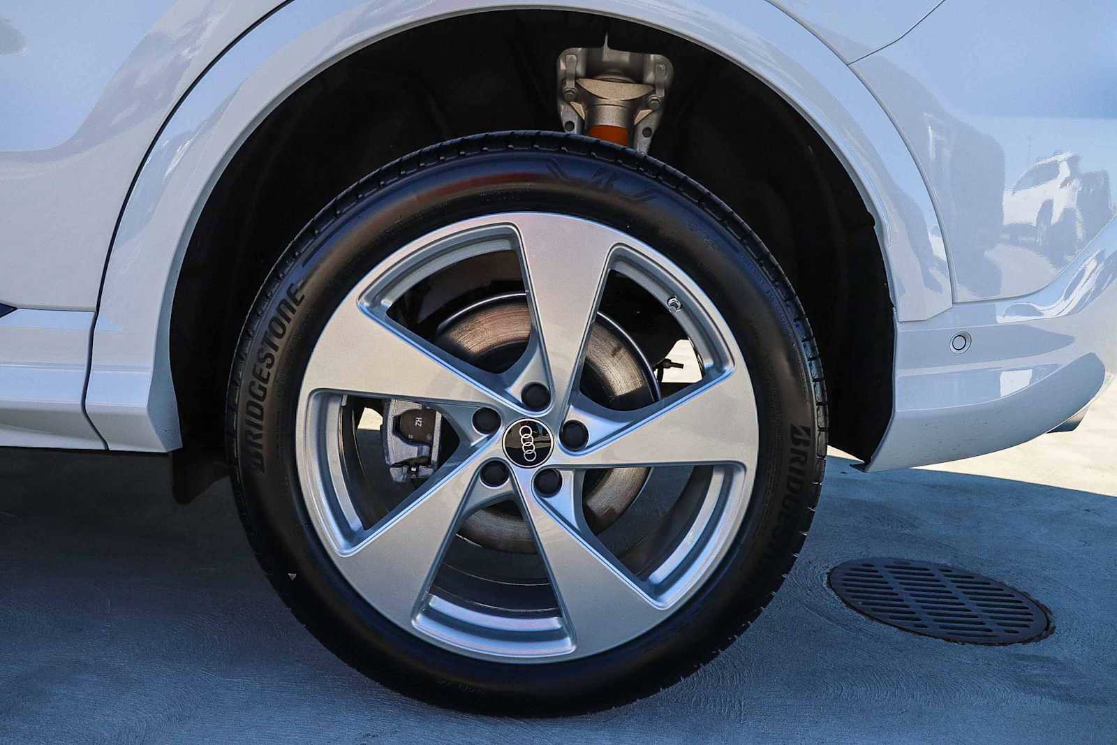 New 2025 Audi Q5 Premium Plus image 13