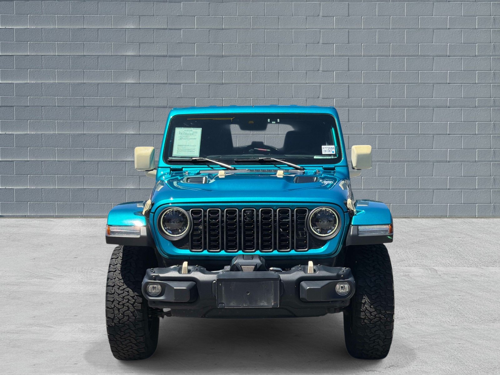 Used 2024 Jeep Wrangler Unlimited Rubicon AWD/4WD image 2