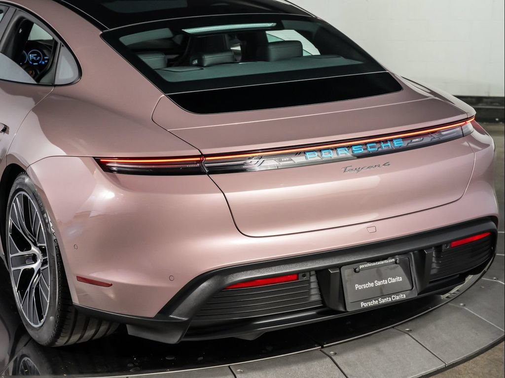 Used 2025 Porsche Taycan AWD/4WD image 32