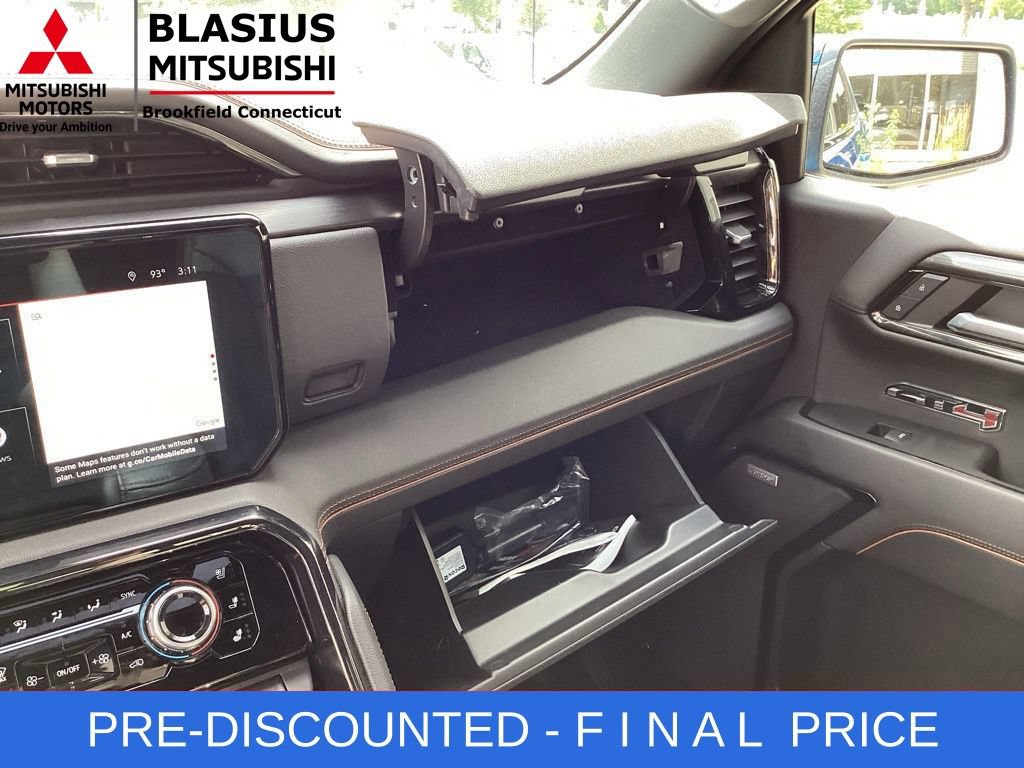 Used 2024 GMC Sierra 1500 AT4 w/ AT4 Preferred Package AWD/4WD image 44