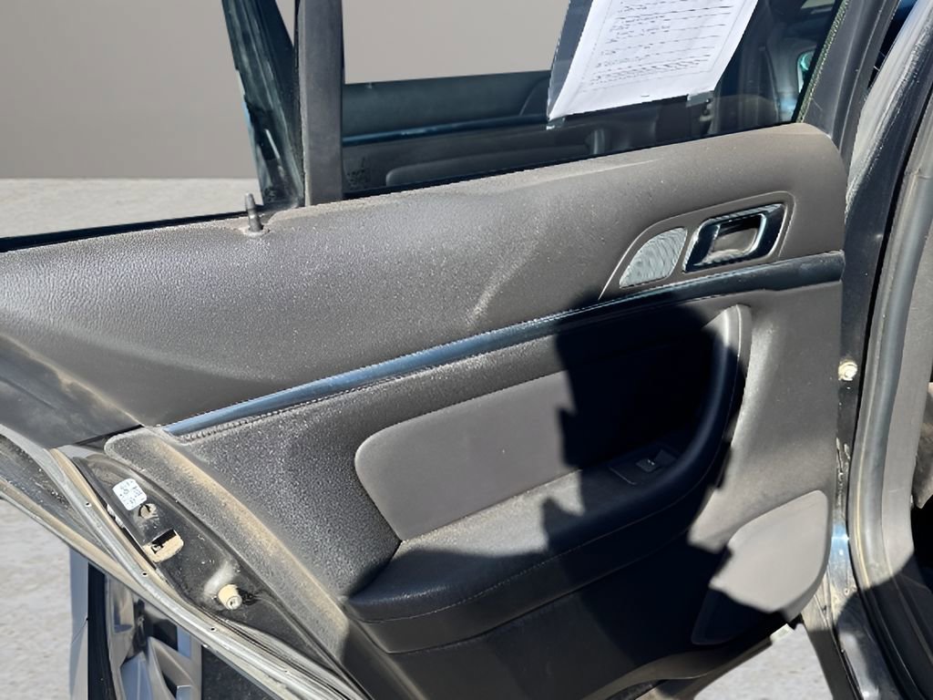 Used 2009 Lincoln MKS AWD image 16