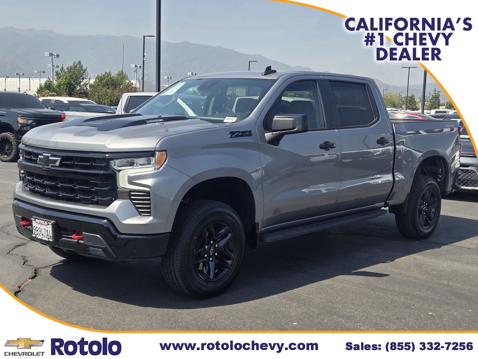 Used 2024 Chevrolet Silverado 1500 LT Trail Boss w/ LPO, Dark Essentials Package image 3
