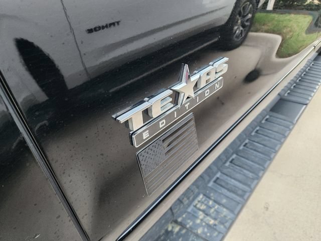 Used 2017 Chevrolet Silverado 1500 LT w/ Texas Edition RWD image 10