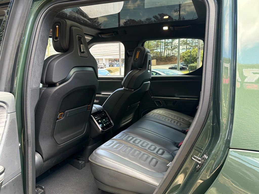 Used 2024 Rivian R1T Adventure image 30