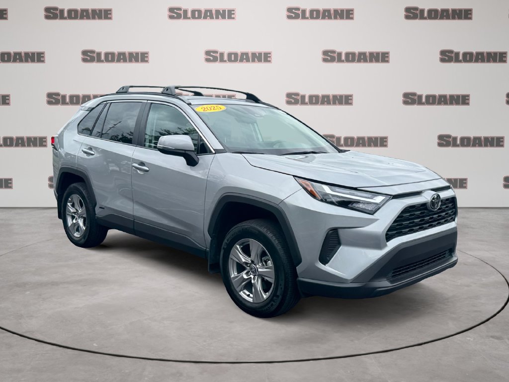 Used 2025 Toyota RAV4 XLE w/ Convenience Package AWD/4WD image 7